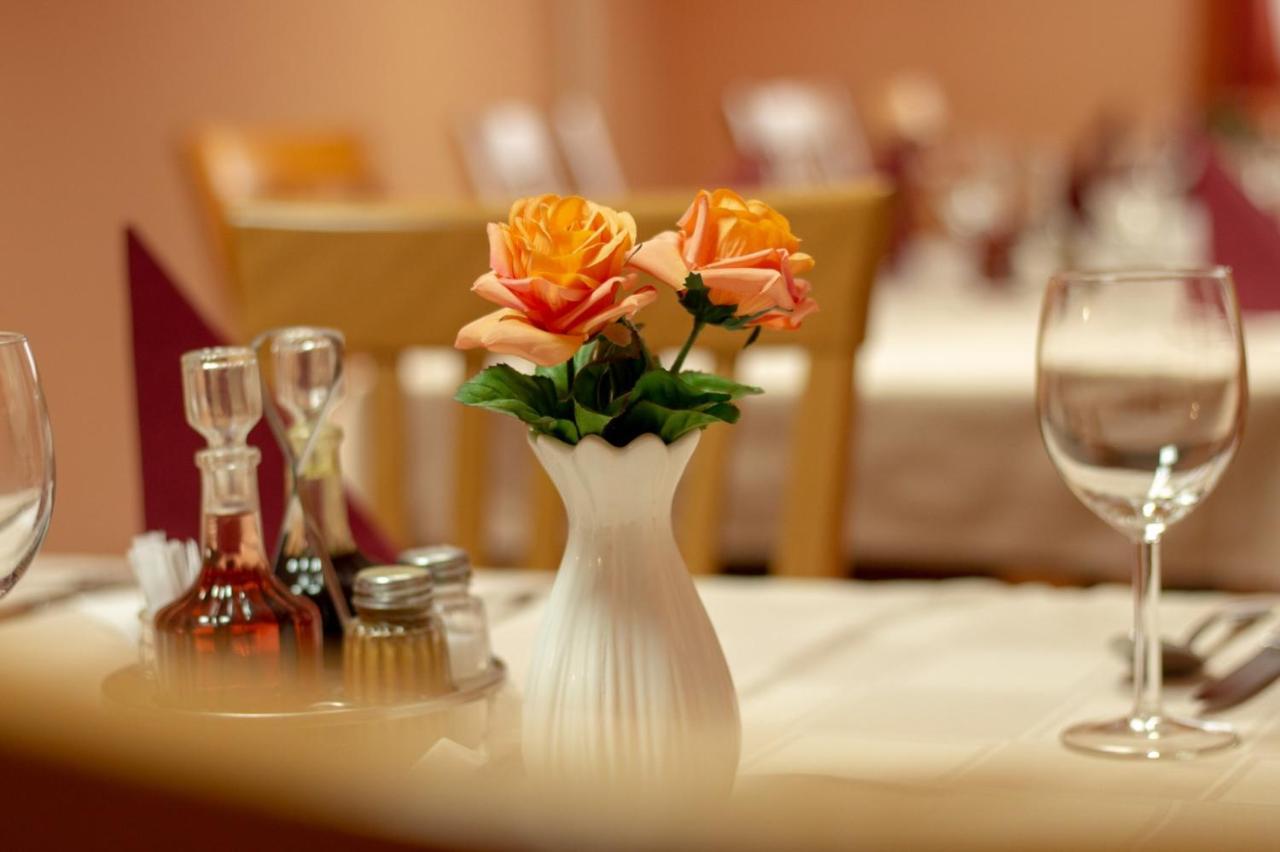 Hisa Izabela Hotel Muta ภายนอก รูปภาพ
